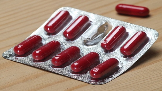 Maior parte da população defende que médicos devem decidir ou não pelo uso da cloroquina