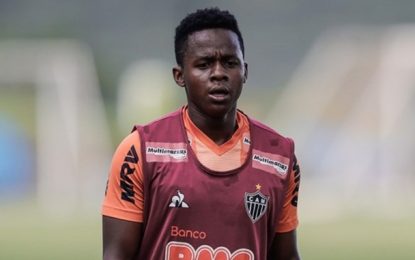 Caso Cazares: com futuro em aberto, jogador pode deixar Atlético