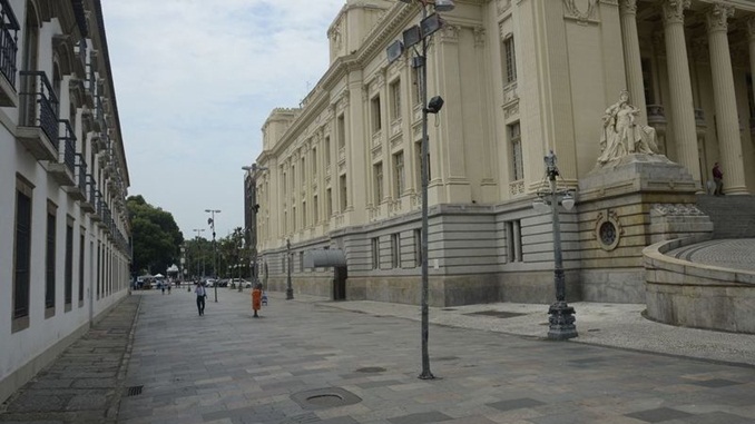 Gestores devem avaliar condições antes do fim do isolamento social, afirma ministro da Saúde