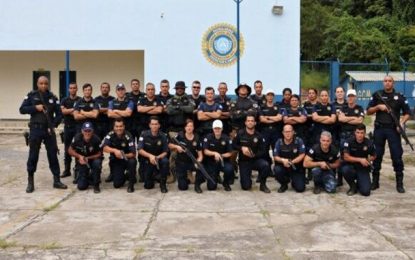 Guardas Civis municipais participam de curso de capacitação para utilização de armamento letal
