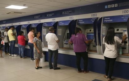 Auxílio emergencial: Mais de 94% dos beneficiários já movimentaram recursos