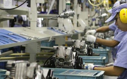 Março tem a maior queda na produção industrial para o mês desde 2002