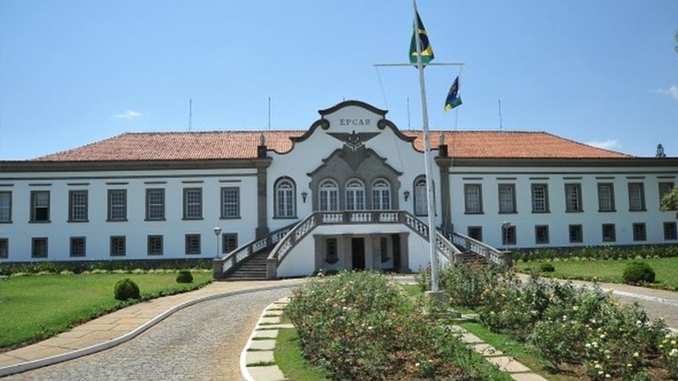 85% dos 253 casos de COVID-19 em Barbacena são da Epcar