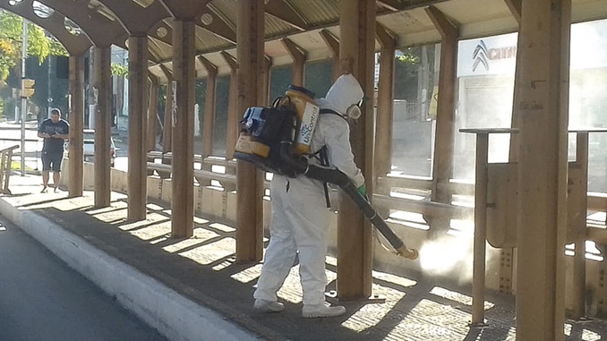 Brasil passa de 241 mil casos confirmados de coronavírus e tem 16 mil mortes