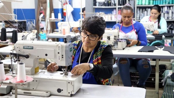 Governo abre crédito de 15,9 bi para programa de apoio a pequenas empresas durante pandemia