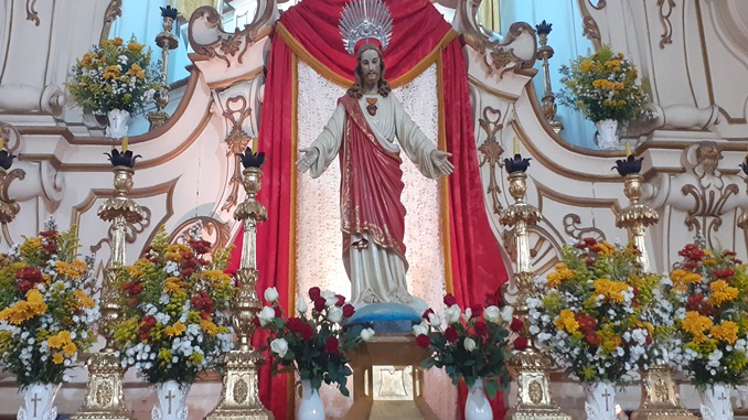 Paróquia da Piedade celebra Sagrado Coração de Jesus