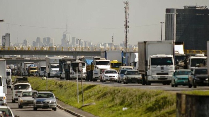 Projeto que torna código de trânsito mais brando é analisado na Câmara dos Deputados