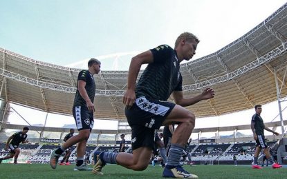 Botafogo consegue liberação de recursos na Justiça para pagar parte dos salários de março