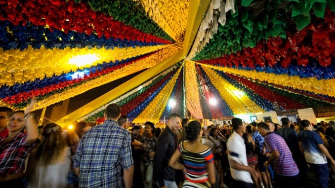 Tradicionais festas de São João se adequam ao cenário de pandemia