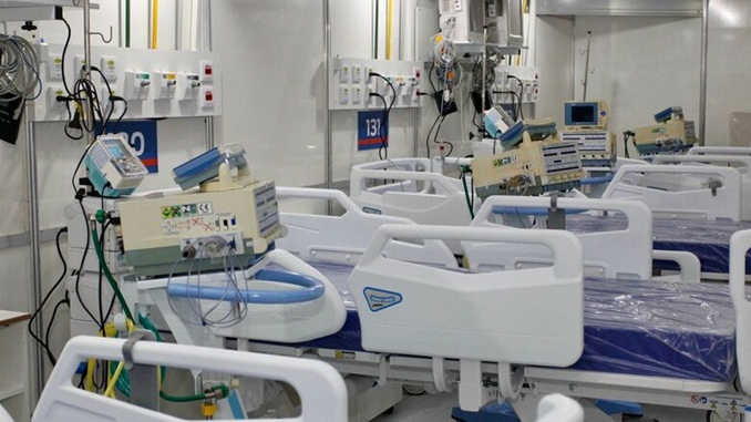 Secretário da Confederação Nacional de Saúde afirma que fila única para pacientes da Covid-19 não funciona