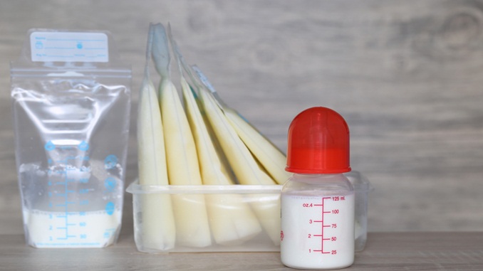 Mães mineiras doam 4 mil litros de leite materno em 2020