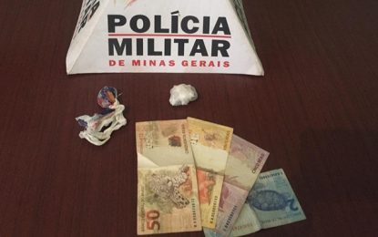 PM apreende maconha, cocaína e crack ao cumprir mandado judicial e averiguar denúncia anônima, em Queluzito