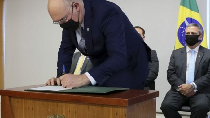 Milton Ribeiro assume Ministério da Educação