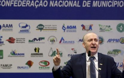 Prorrogação de parcelas do FPM é o que garante pagamento de servidores municipais, alerta CNM