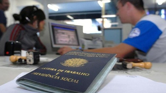 Municípios brasileiros tentam driblar a crise econômica e mantêm empregos com iniciativas locais