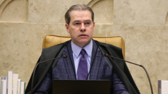 STF nega pedidos de municípios para não aderir a planos estaduais de combate ao novo coronavírus