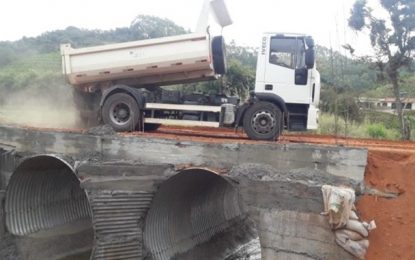 Prefeitura conclui obra de construção de ponte na estrada de Torres
