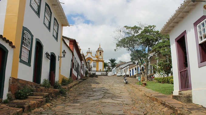 Prefeitura anuncia reabertura do comércio e hotéis em Tiradentes