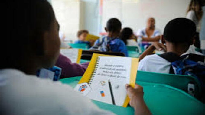 Senado aprova PEC que torna Fundeb permanente