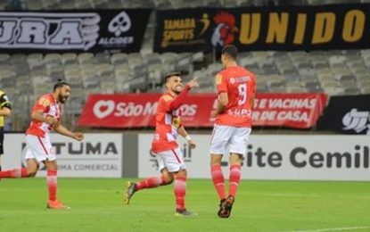 Elenco do Tombense não se sentiu derrotado, apesar da derrota na final