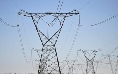 Aneel aprova edital de leilão para serviços de transmissão de energia elétrica em nove estados