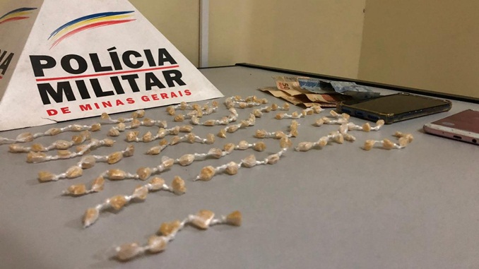 Suspeitos de tráfico de drogas são presos em Barbacena