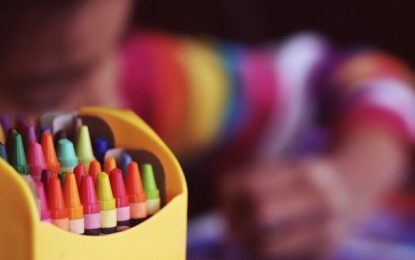 Mais de 80% dos mineiros são contra retomada das aulas presenciais, afirma estudo