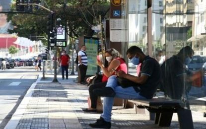 Pesquisa aponta recuo na taxa de infecção da Covid-19 em todo o país