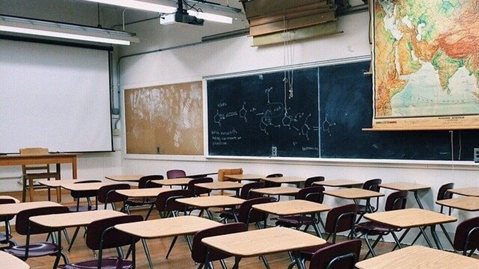 Aulas presenciais em Minas Gerais poderão retornar ainda em junho