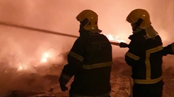 Incêndio atinge depósito de material reciclável em Pitangui