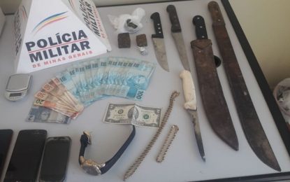 Homem é preso por tráfico de drogas, em Barbacena