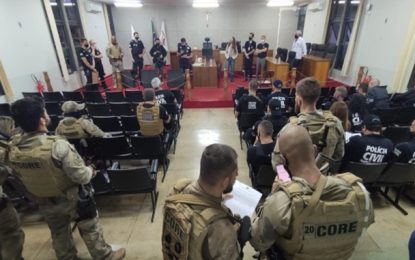 Polícia Civil prende vice-prefeito e dois funcionários públicos por suspeita de compra de votos em Perdizes