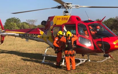 Equipes atuam pelo quinto dia para combater incêndio que atinge Serra do Cipó