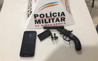 Homem é preso por posse ilegal de arma de fogo, em São Vicente de Minas