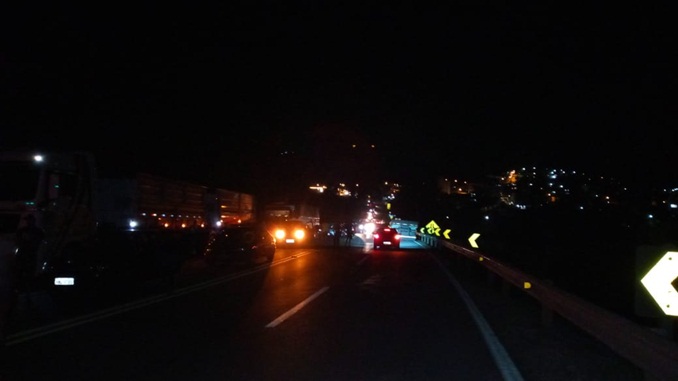 Duas pessoas morrem em acidente na BR-040, proximidades de Cristiano Otoni