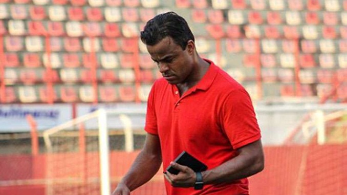 Dois dias antes do clássico contra a Caldense, Villa Nova demite treinador
