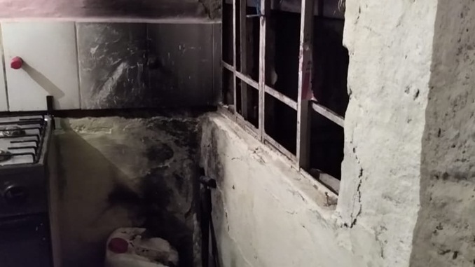 Incêndio em residência no bairro Monsenhor Mário Quintão em Barbacena