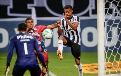 Atlético tropeça dentro de casa e perde oportunidade de abrir vantagem na liderança