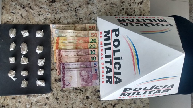 Adolescente é apreendido por tráfico de drogas em Barbacena