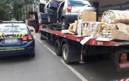 PRF apreende 200 kg de maconha dentro de Palio transportado sobre caminhão guincho, em Pouso Alto (MG)