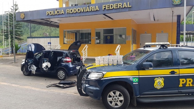 PRF apreende 31kg de cocaína em João Monlevade (MG)