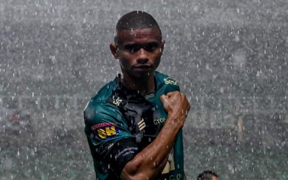 América vence nos pênaltis e avança para as semifinais da Copa do Brasil