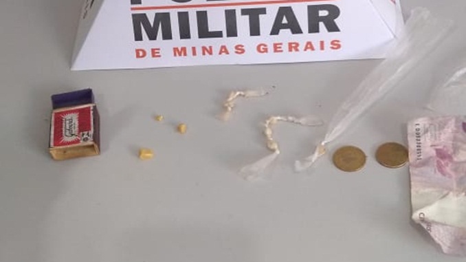 Homem é preso por tráfico de drogas em Santos Dumont