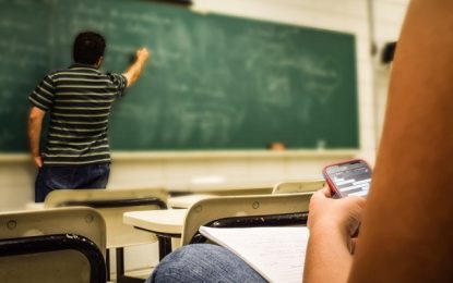 Minas Gerais entrega Currículo Referência para melhorias no Ensino Médio do estado