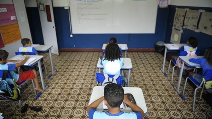 Governo de Minais Gerais prorroga matrículas para rede pública