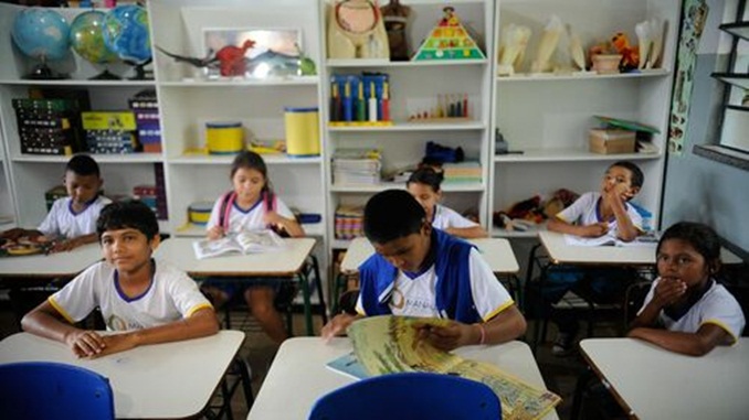 MEC autoriza aulas remotas até dezembro de 2021