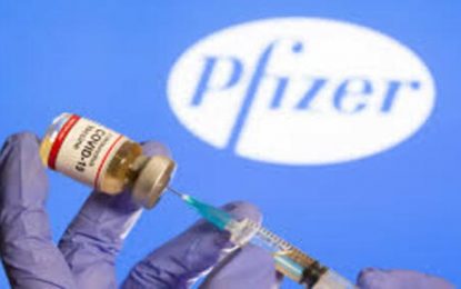 Anvisa certifica Pfizer, uma das produtoras de vacina contra a Covid-19, por Boas Práticas de Fabricação