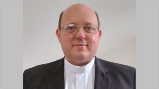 Ordenação Episcopal de Monsenhor Valter acontece no próximo mês, em Barbacena