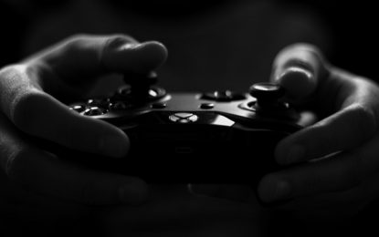 Crianças e adolescentes estão mais expostos a jogos perigosos na web