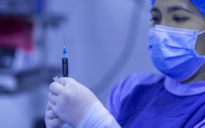 Covid-19: vacina da Oxford tem a fase mais avançada no Brasil